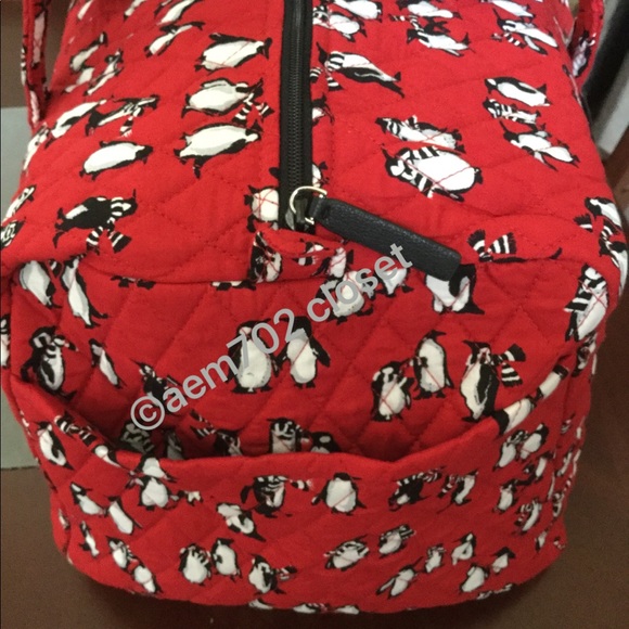 NWT VERA BRADLEY LARGE DUFFEL - Picture 3 of 4
